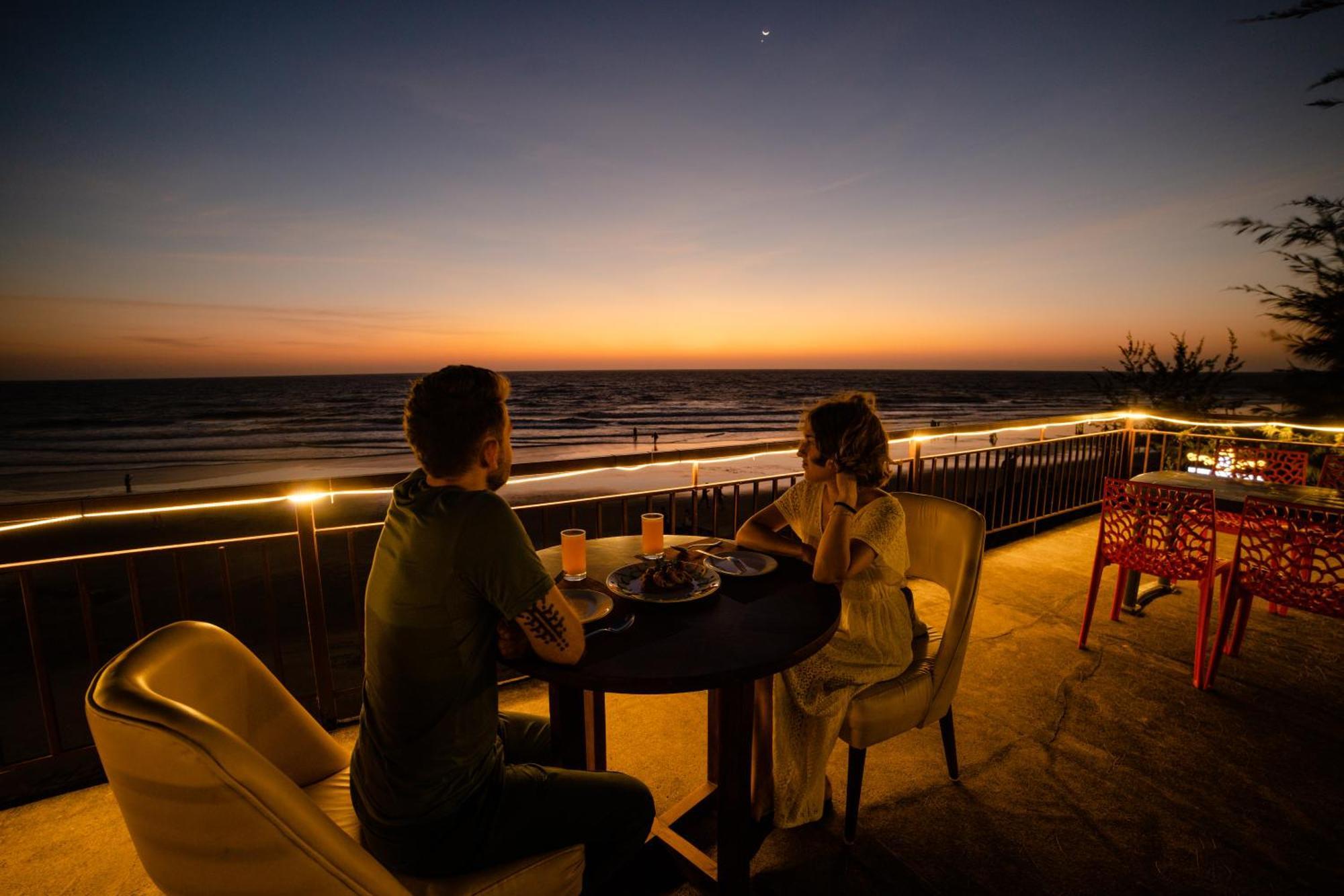 Resort Dallas The Beach Front *